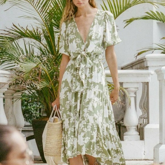 KIVARI Yara Floral Apple Green Tie Front Maxi Dress NWT - Picture 4 of 16